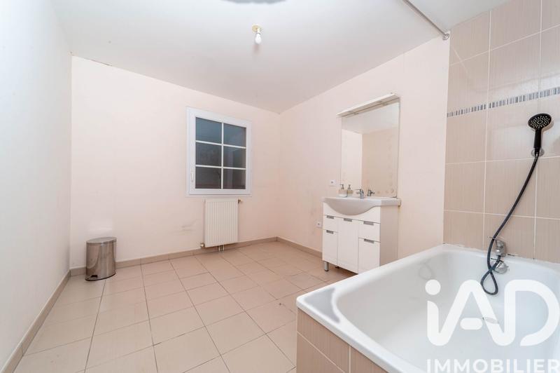 Maison - 93 m² - 4 pièces