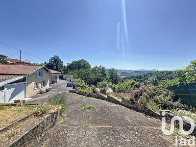 Maison - 152 m² - 8 pièces