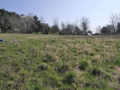 Terrain - 1 700 m²