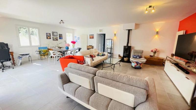 Villa - 170 m² - 6 pièces