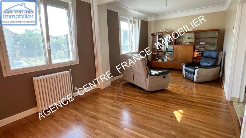 Maison - 104 m² - 5 pièces
