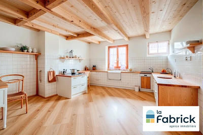 Appartement - 108 m² - 3 pièces