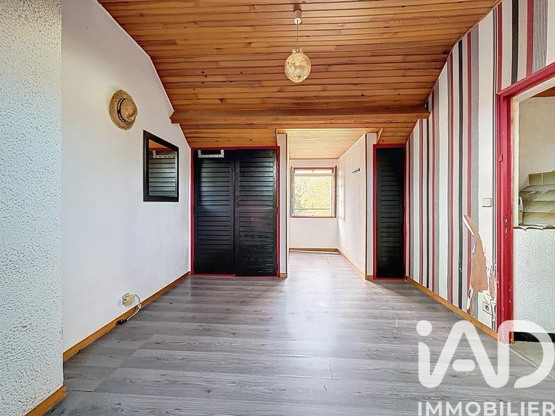 Maison - 96 m² - 5 pièces