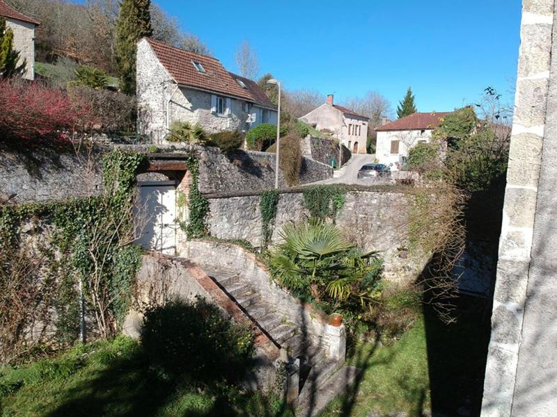 Maison - 160 m² - 8 pièces