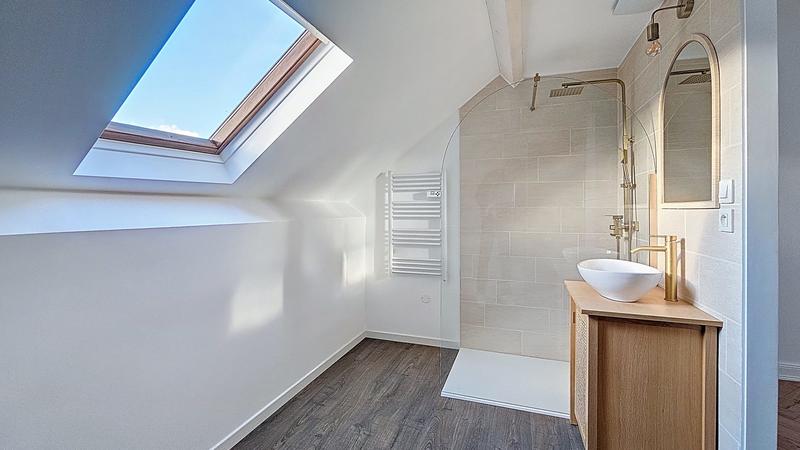 Appartement - 89 m² - 4 pièces