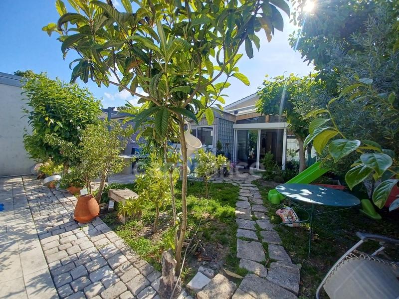 Maison de ville - 118 m² - 5 pièces