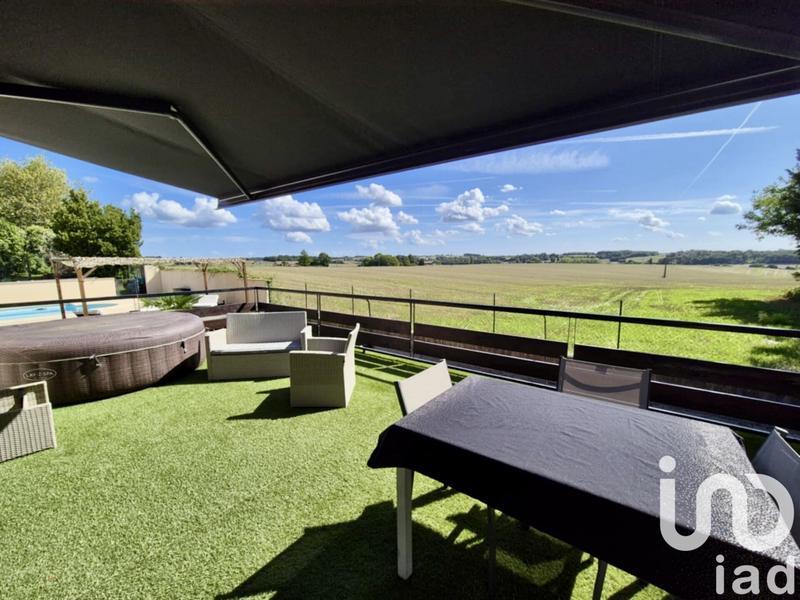 Maison - 180 m² - 5 pièces