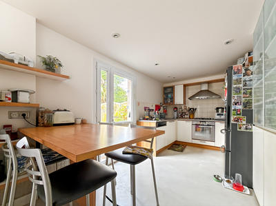 Maison - 122 m² - 6 pièces