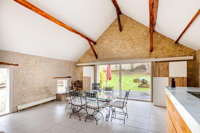 Maison - 262 m² - 8 pièces