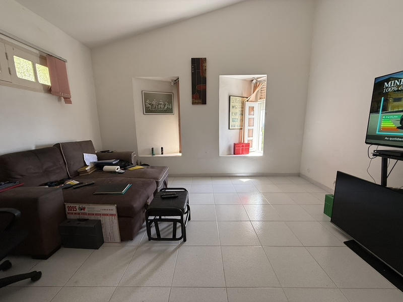 Propriété - 350 m² - 10 pièces
