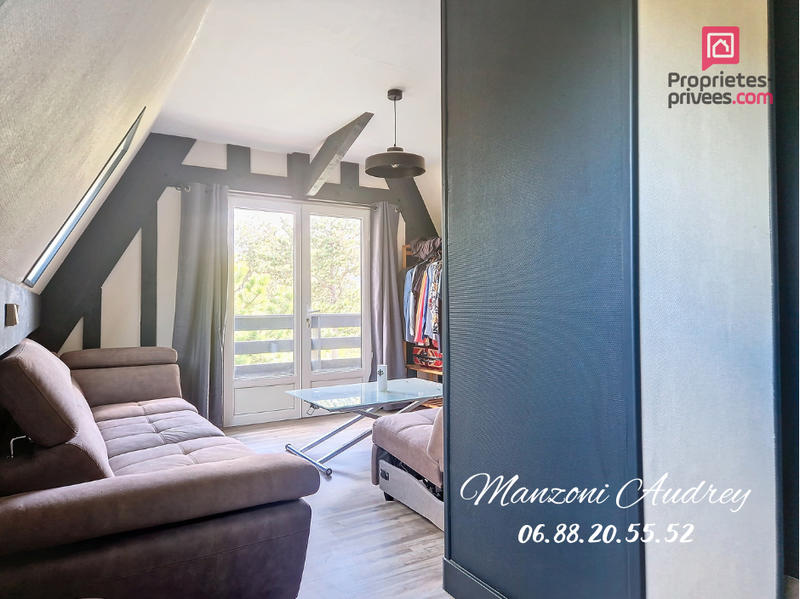 Maison - 220 m² - 7 pièces
