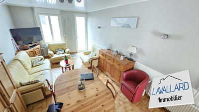 Maison - 84 m² - 4 pièces