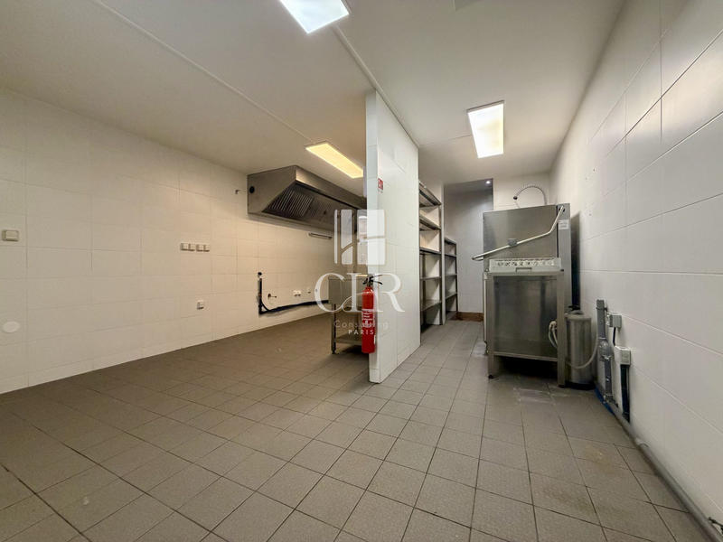 Local commercial - 175 m²
