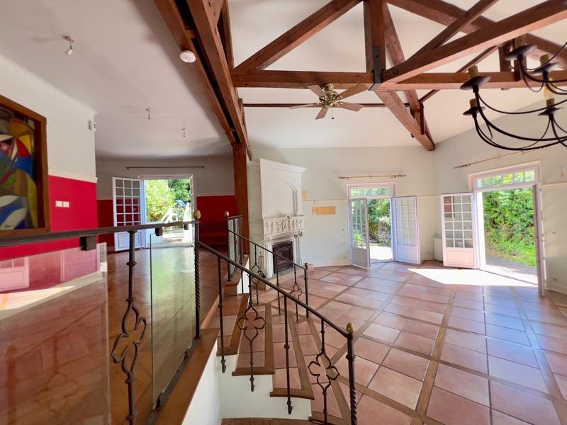 Maison - 191 m² - 4 pièces