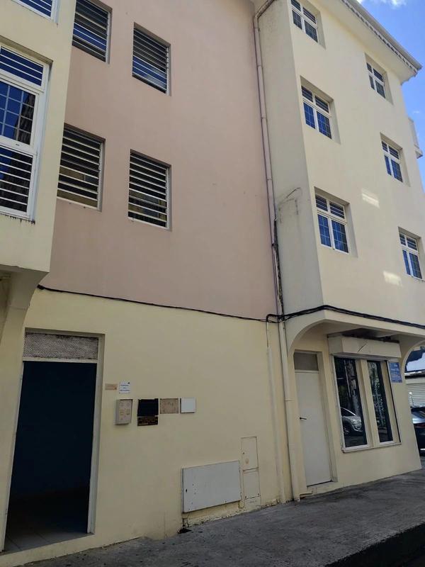 Magasins - 50 m² - 3 pièces