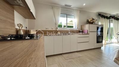 Pavillon - 133 m² - 5 pièces