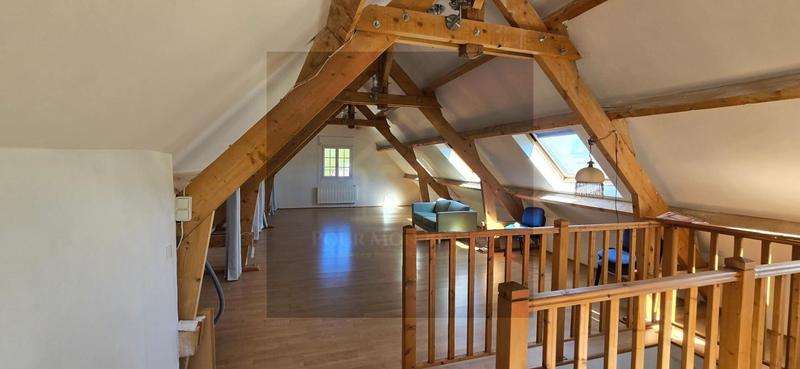 Propriété - 250 m² - 6 pièces