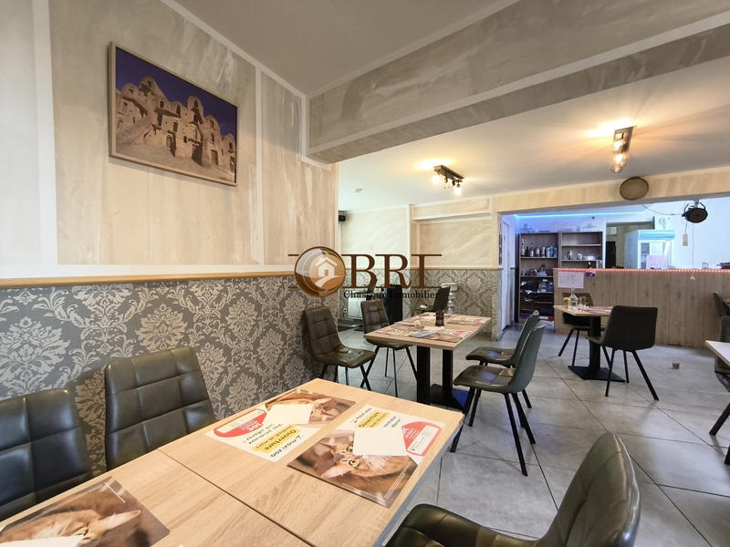 Local commercial - 110 m² - 2 pièces