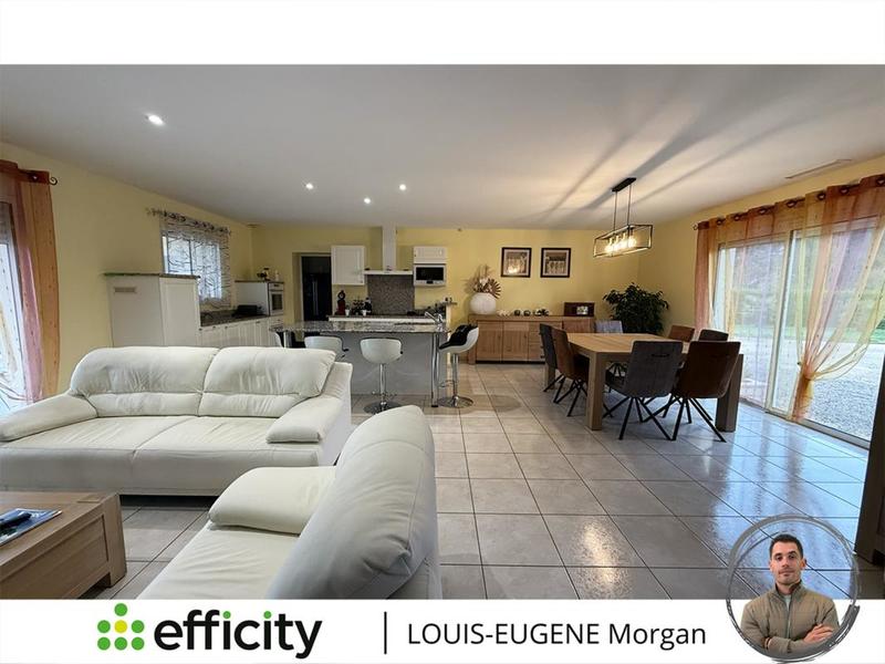 Pavillon - 135 m² - 6 pièces