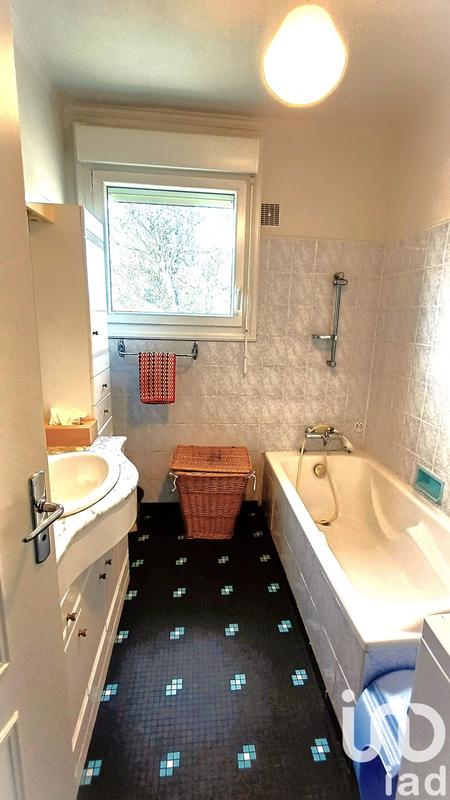 Maison - 126 m² - 8 pièces