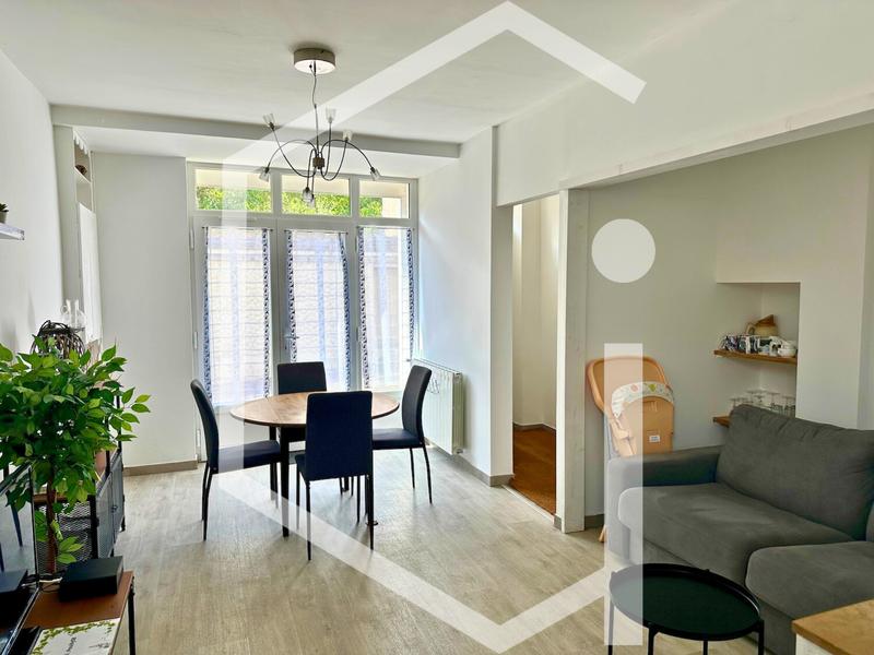 Maison - 168 m² - 6 pièces