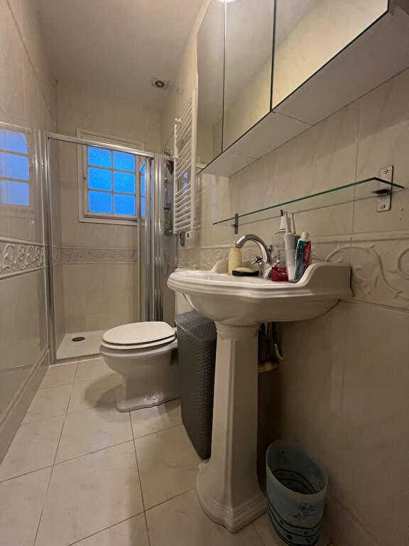 Maison - 178 m² - 6 pièces