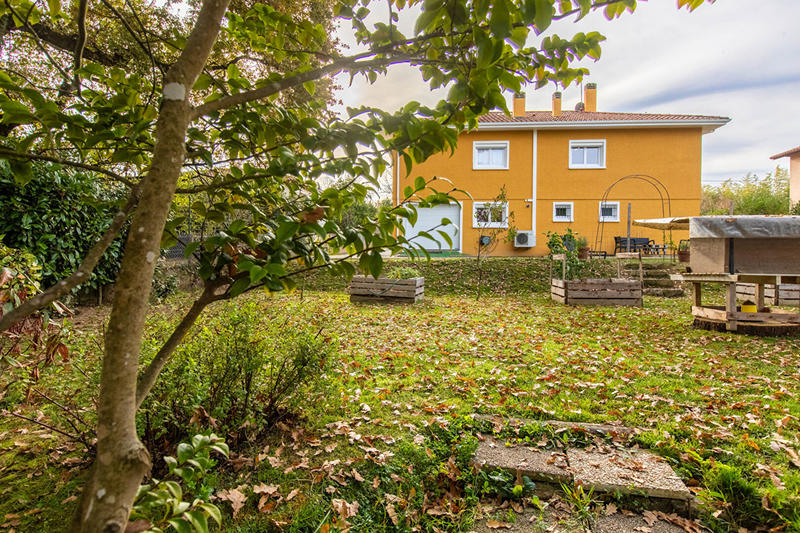 Maison - 162 m² - 7 pièces