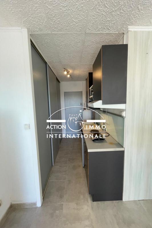 Studio - 28 m² - 1 pièce