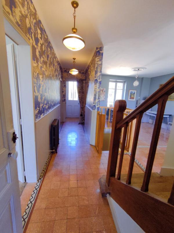 Propriété - 205 m² - 8 pièces