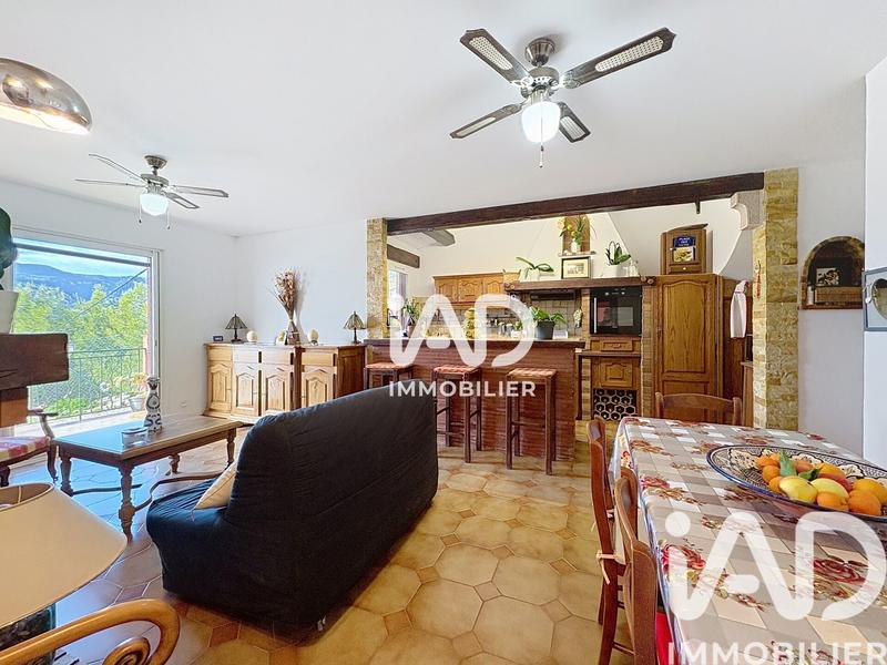 Appartement - 76 m² - 4 pièces