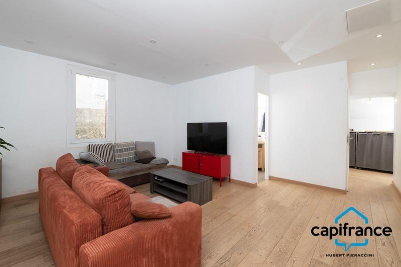 Maison - 103 m² - 6 pièces