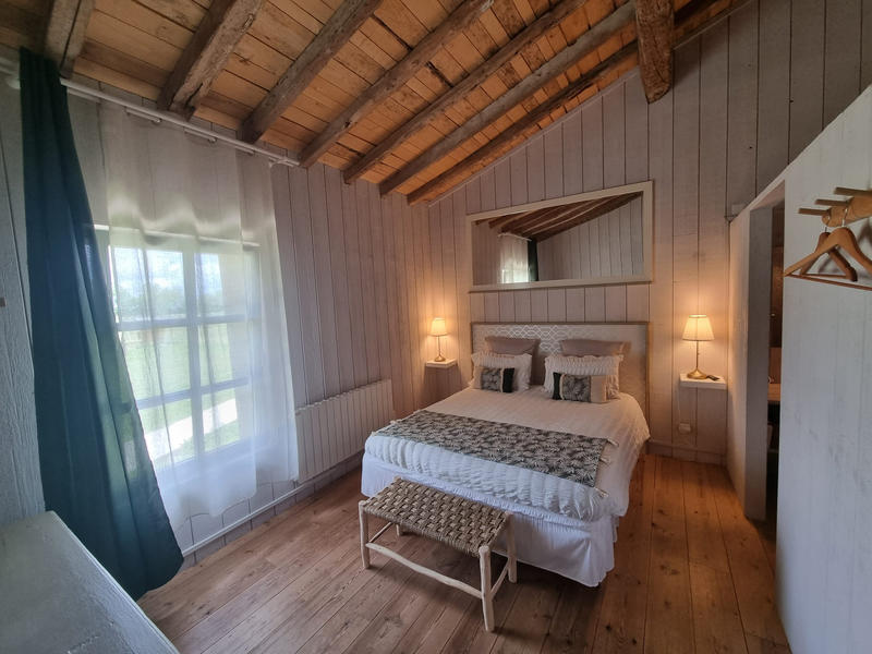 Maison - 268 m² - 8 pièces