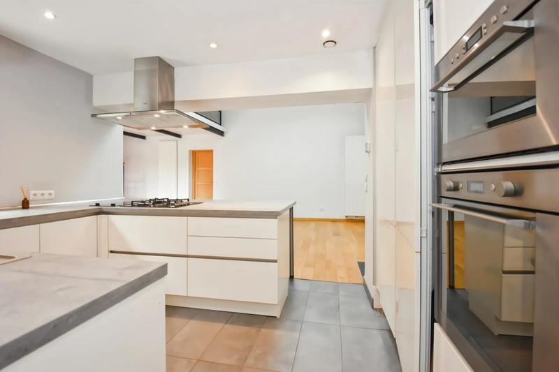 Maison - 170 m² - 5 pièces