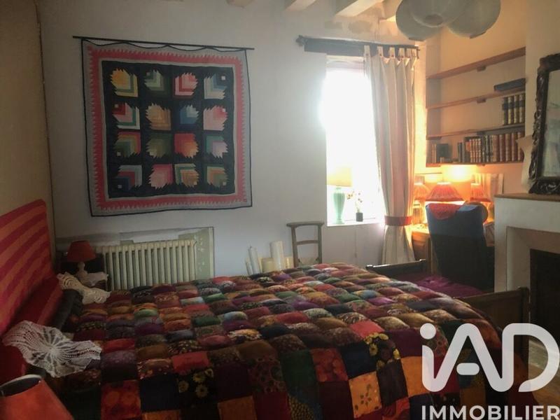 Maison - 495 m² - 8 pièces