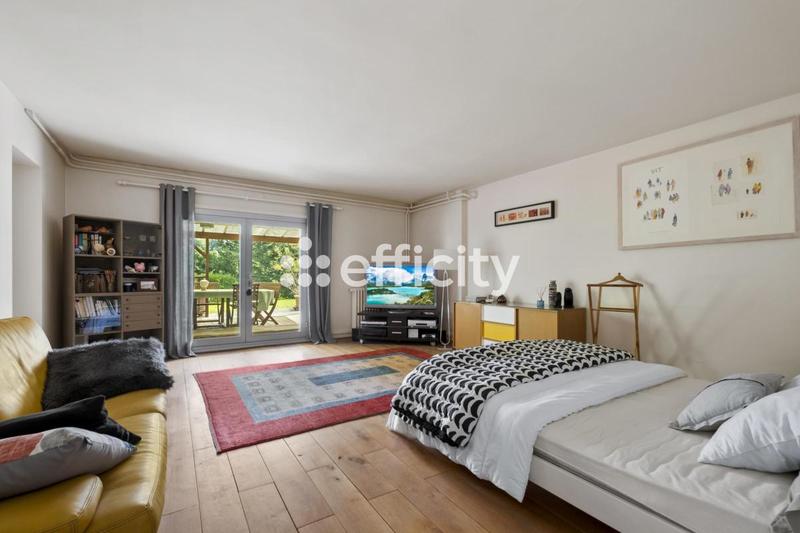 Villa - 309 m² - 12 pièces