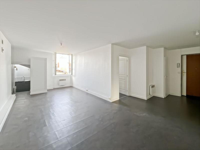 Appartement - 72 m² - 3 pièces