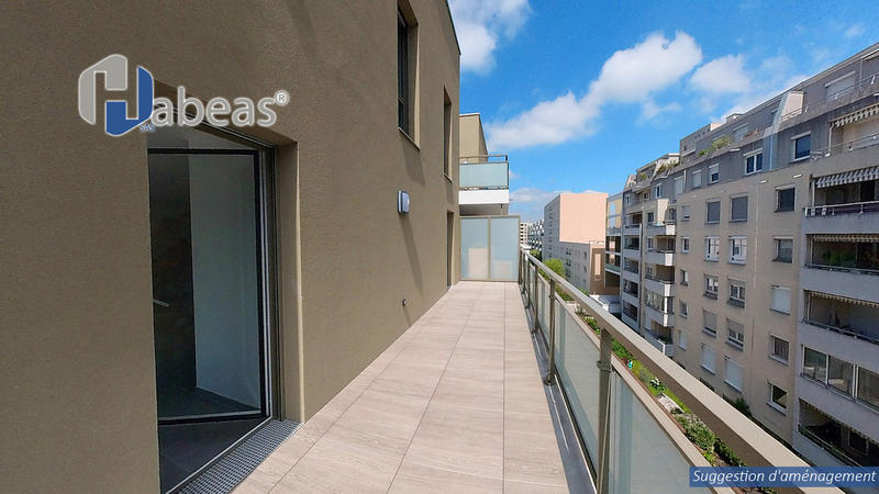 Appartement - 102 m² - 4 pièces