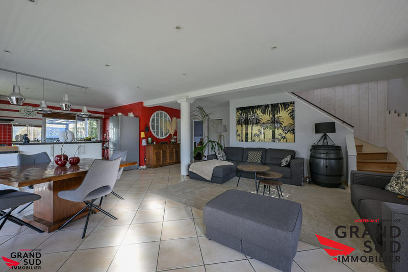 Maison - 168 m² - 6 pièces