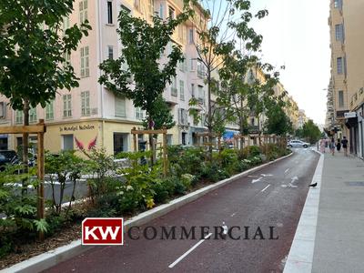 Fonds de commerce - Magasins - 160 m²