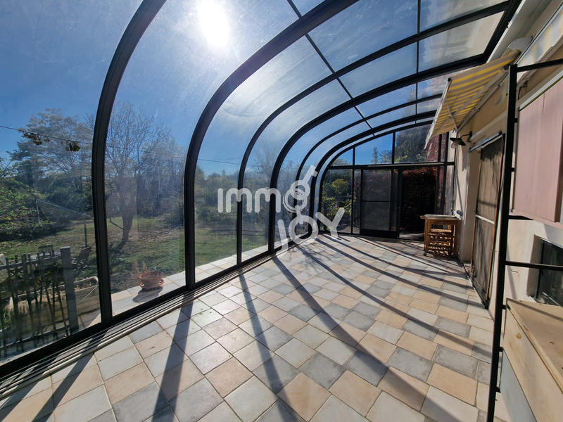 Maison - 206 m² - 6 pièces