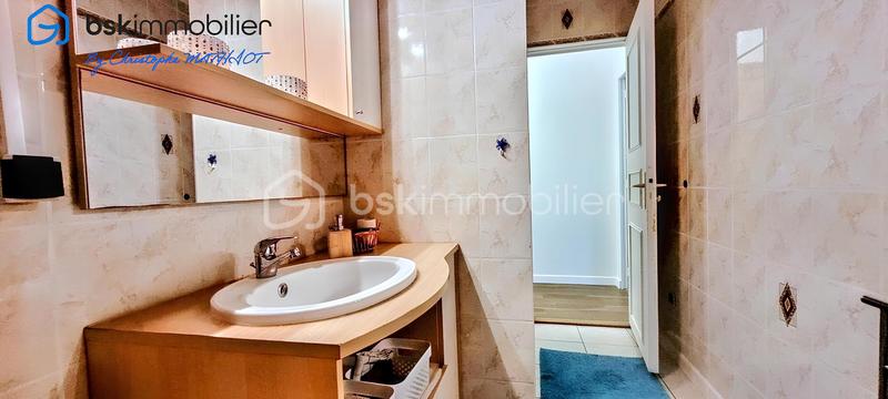 Propriété - 288 m² - 12 pièces