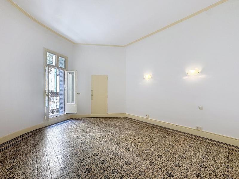 Immeuble mixte - 280 m²