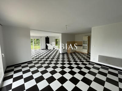 Maison - 124 m² - 4 pièces