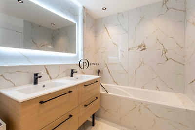 Appartement - 95 m² - 4 pièces