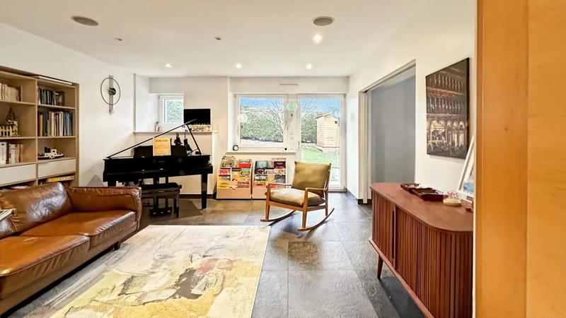 Appartement - 80 m² - 4 pièces