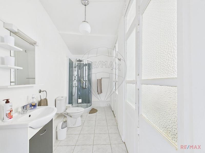 Moulin - 325 m² - 11 pièces