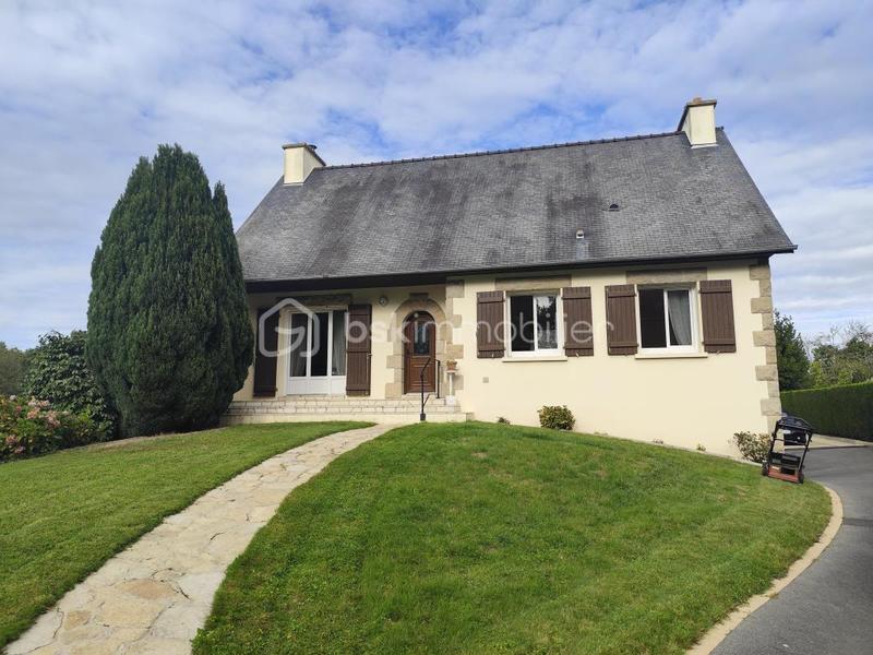 Maison - 100 m² - 5 pièces