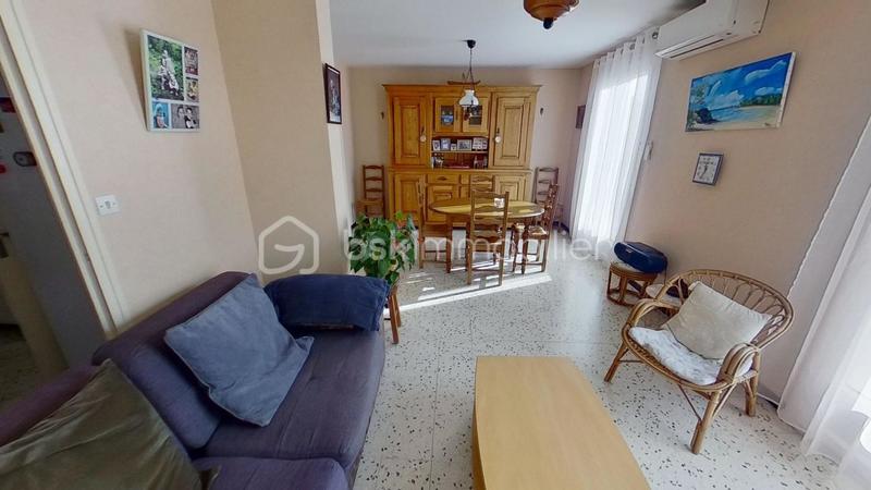 Maison - 99 m² - 5 pièces