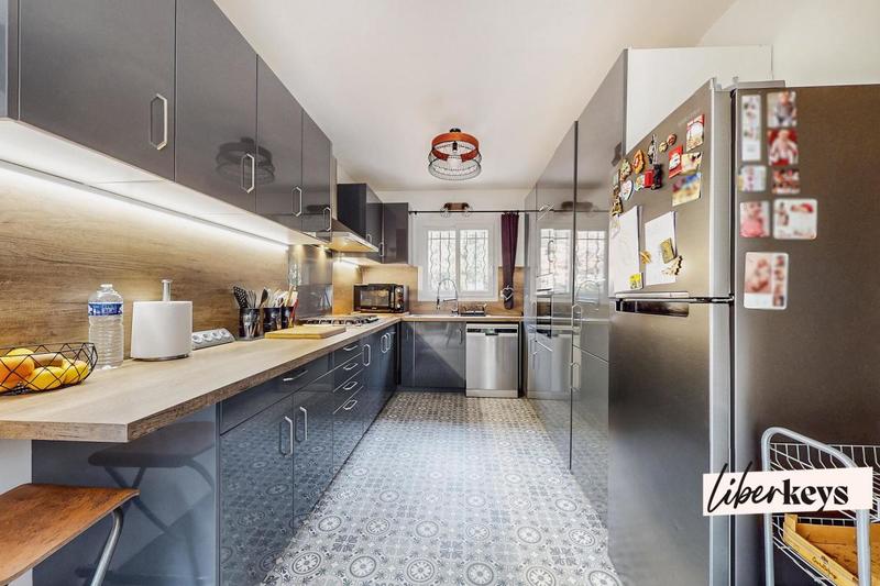 Maison - 133 m² - 7 pièces