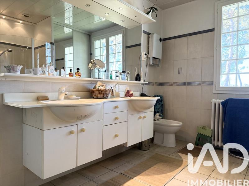 Maison - 167 m² - 4 pièces